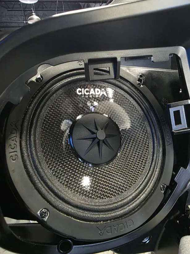 Cicada Audio speaker mounted in a Harley Street Glide fairing